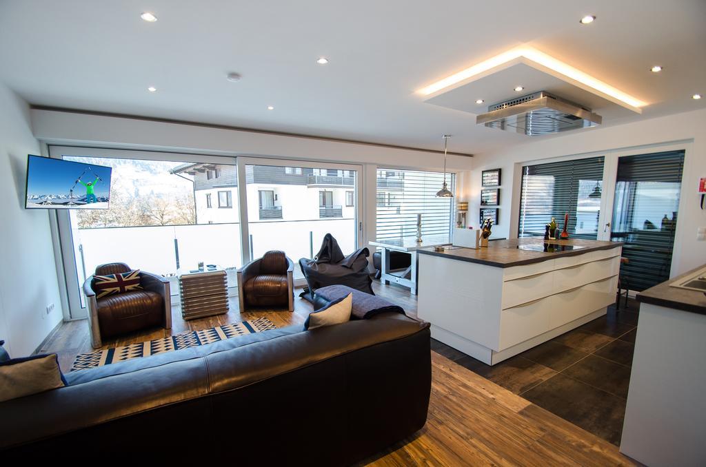 Superb Alpine Lodges By All In One Apartments Zell am See Zewnętrze zdjęcie